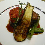 アニヴェルセル カフェ - 【結婚記念日ディナーコース】牛フィレ肉とフォアグラのグリル 焼き野菜を添えて