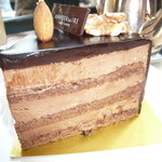 アニヴェルセル カフェ - プティアニヴェルセルショコラ　断面