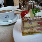 アニヴェルセル カフェ - コーヒー￥１０００＆ミルティーユ￥８００