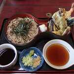 Tomosen Teuchi Dokoro - 天妇罗冷荞麦面