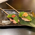 大衆昭和居酒屋 川崎の夕焼け一番星 - 左からアジ梅じそ焼き¥198
      サバおろしポン酢焼き¥198