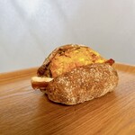 Brocantique the bakery - 宮崎県黒皮カボチャとナッツベーコン 421円