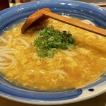 手延べうどん 水山 - たまごあんかけうどん(500円)