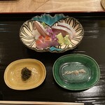 茜坂大沼 - お造り（自家製昆布醤油と藻塩で）