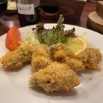 かき吉 - カキフライも高知の地物。サイズはとても小さいが、味は濃い！