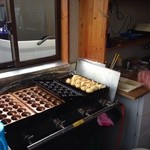 たこ焼きいずみ - ゆっくりじっくり焼きます。