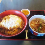 こだわりとんかつひかり亭 - かつ丼セット