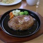 さんびきのこぶた - バターしょうゆハンバーグ