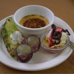 さんびきのこぶた - クレームブリュレ。
      単品。