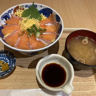海鮮丼・天ぷら 博多 喜水丸_1