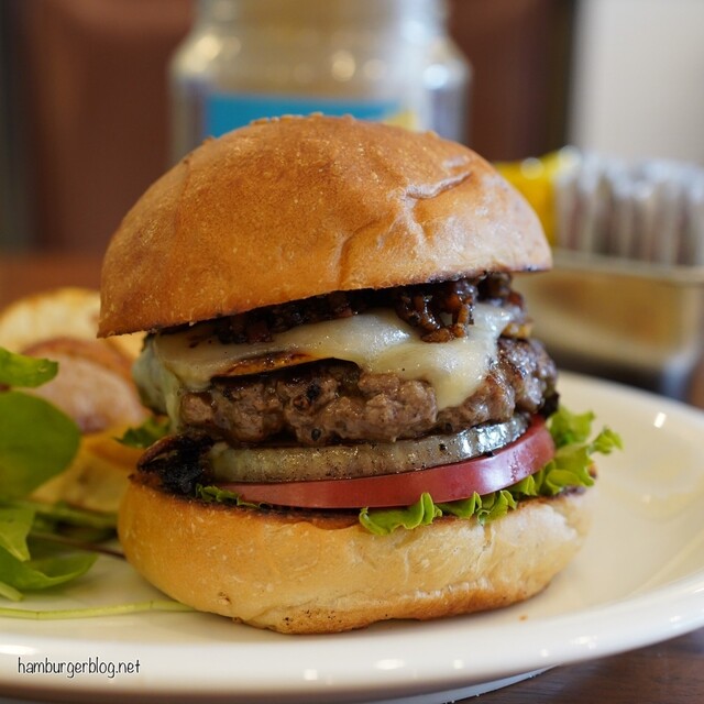 MARTINIBURGER photo 2