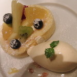 AKI NAGAO - 【2013年10月19日】 フルーツのロールケーキ