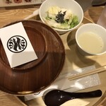 名古屋コーチン親子丼 酉しみず - 名古屋コーチン親子丼