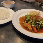 DELI MARKET BERUWALA - 