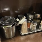 博多麺房 赤のれん - 