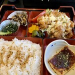 MUSA - 料理写真:日替り弁当