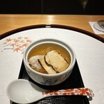 Nikukappou Rei - 前菜：葛そうめん　鱧湯引き、松茸
