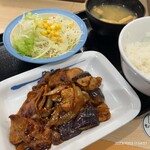 Matsuya - 231003 松屋神田小川町店
                        豚と茄子の辛味噌炒め定食 750円