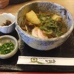 そばの里荘川 心打亭 - 山菜そば（１，０５０円）