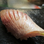 日本橋橘町　都寿司 - カスゴの昆布〆