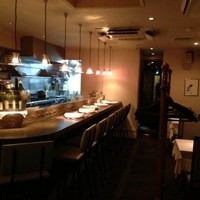 キュニエット - こじんまりとした店内は、アットホーム。