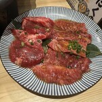 近江牛カルビとタンとハラミ 焼肉すだく - 