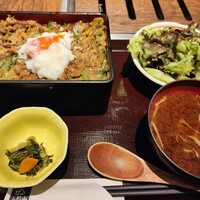 山形山　月島店 - 