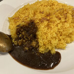 旨さと辛さがここちよい黒カレー 萬栄カレー - 