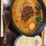 うしまる担々麺倶楽部 - 四川坦々麺　900円