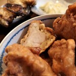 焼鳥 うちやま - からあげ　断面
