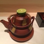 艪 - 松茸土瓶蒸し 外観