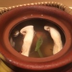 艪 - 松茸土瓶蒸し