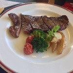 GOLF5カントリー四日市コース - ステーキ定食のステーキ