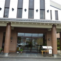 うらわのうなぎ 萬店 - 大層な外観
