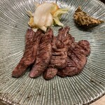 仙台 肉のいとう 炭火焼牛たん 直 - 