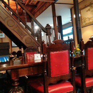 震湯カフェ内蔵丞_2