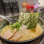 麺匠 黒春晴 - 濃厚鶏白湯ラーメン