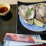 夕日レストラン - 天然岩牡蠣 大粒