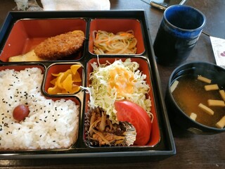 Amimoto - 日替わりランチ　680円　シルバー西京焼き