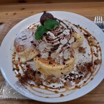 LIKO CAFE - モンブランパンケーキ