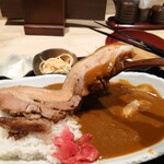 SOEBOSHI - 箸で掴めないほどに、トロトロの豚バラ肉