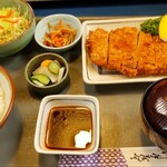 とんかつ・洋食 シイナ - 