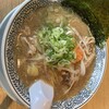 丸源ラーメン - 美しく整ったフォルム。