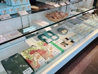 走井餅老舗 - ショーケース