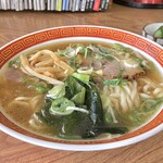 やまか食堂 - ラーメン