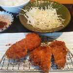 とんかつとカフェあら珠 - 那須高原豚ヒレカツ定食(小) 