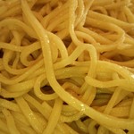 箱根暁庵 - ざる蕎麦￥900の二八らしい蕎麦。画像が黄色いですが、実際は白い蕎麦です（H25.10.12撮影）