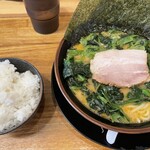 横浜家系ラーメン でら家 - 