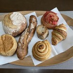 天然こうぼぱん とことこ - 型も色も味わいも、個性豊かなパン達なりね\(//∇//)\