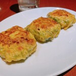 福盈門 - 海老入りニラ焼きまんじゅう